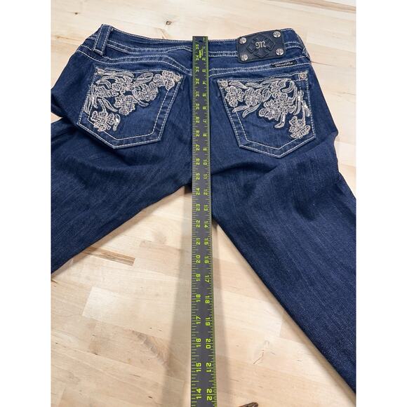 Miss Me Jeans Cuffed Denim Capri Size 29 JP5668P Bling Feathering - Picture 7 of 9